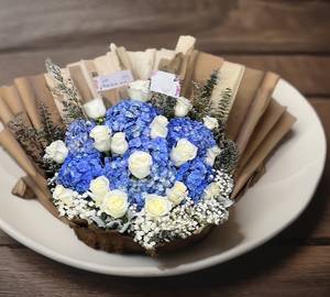 Corp Gift Combo Of Bouquet Scg 33