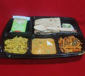 Plane Paratha Thali
