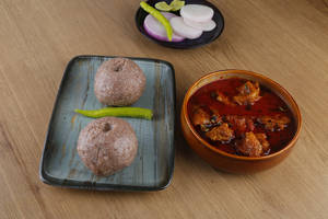 Ragi Sangati With Naatu Kodi Pulusu