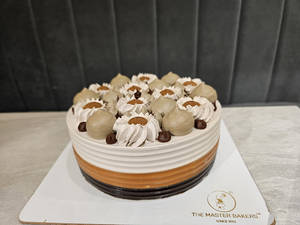 Caramel Chocolate Cake