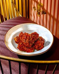 Spicy Korean Chicken Wings (Dry)