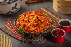 Chicken Chilly Garlic Noodles