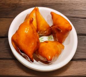 Sweet Samosa Filled Khoya 5 peaces