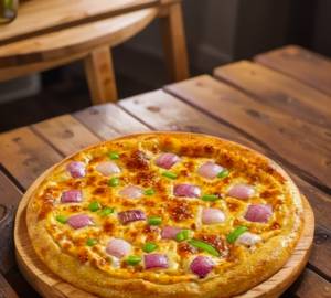 Onion + capsicum pizza