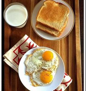 Half fry with bread