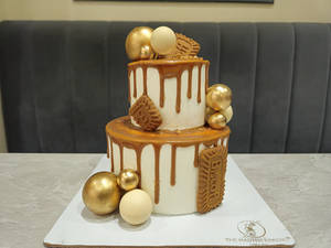 Double Tier Biscoff Cake