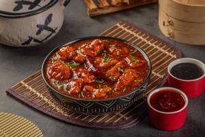 Chicken In Sapo Sauce