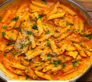 Veg cheese pasta (Red)