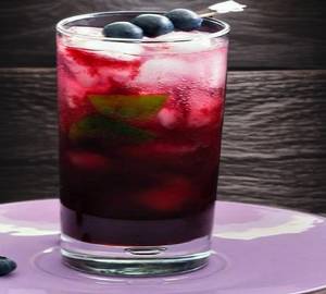 Red mojito grapes and blackcurrant