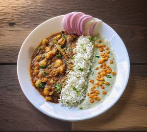 Chole Chawal + salad