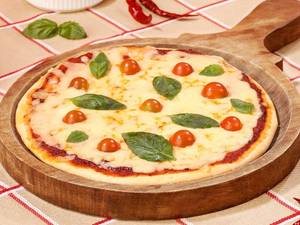 Fiery Margherita Pizza