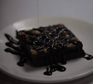 Hot Brownie With Chocolate