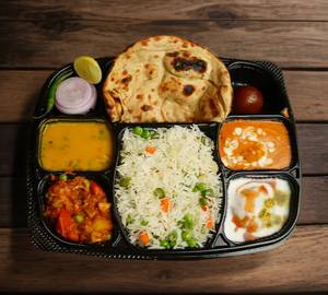 Veggie Greens Special Thali