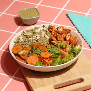 Tandoori Chicken Breast And Quinoa Meal