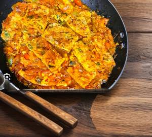 Egg omelette curry massala [2 eggs]