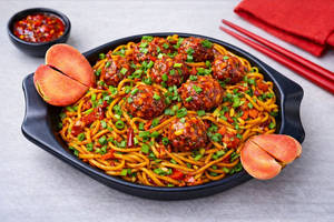 Veg Manchurian Noodles
