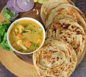 2 Porotta + Veg Curry