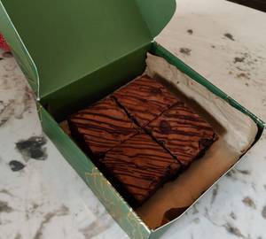 Box Of Brownies (4Pcs)