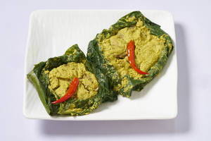 Elish Paturi (boneless) (2 Pcs)