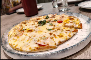 Classic Margherita Pizza