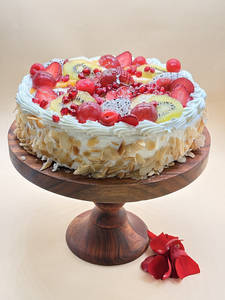 Fresh Fruit Cake