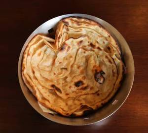 1 Desi Ghee Laccha Paratha
