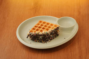 Cookie Crumble Waffle (oreo)