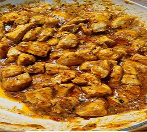 Garlic chicken masala