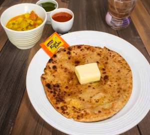 1 Desi Ghee Aloo Pyaz Hara Mirch Paratha