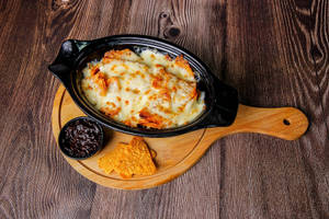 Cheesy Nachos