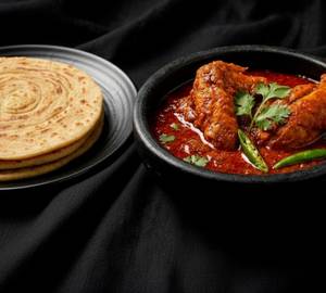 Jodhpuri Lal Murgh [Chicken] With Choice Of Bread