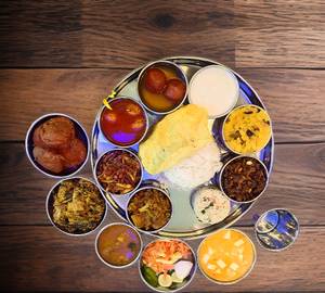 Special veg thali
