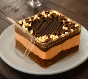 Eggless Choco Wonder Tub Cake (175 Gms)