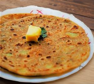 3 Mixed Paratha Dahi and Pickle