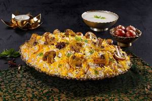 Taj-e-Khumb Biryani (Mushroom Biryani - Serves 4).