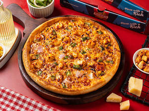 Spicy Paneer Pizza