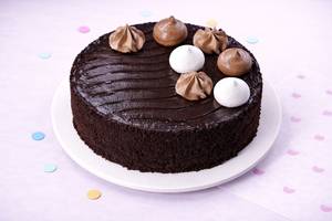 Triple Choco Mousse Cake (500 gm) (Eggless)