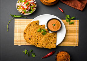 Aloo Da Paratha With Panjabi Dal Makhani (serves1 1)