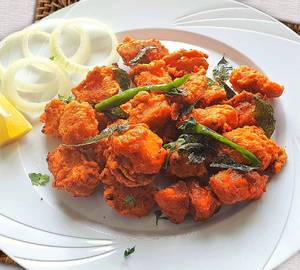Chicken pakoda(gravy) [2 pieces]