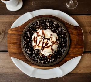 Sizzling brownie 