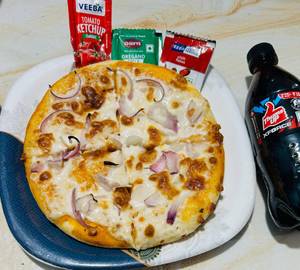 Cheese Onion Pizza + Cold 250 Ml