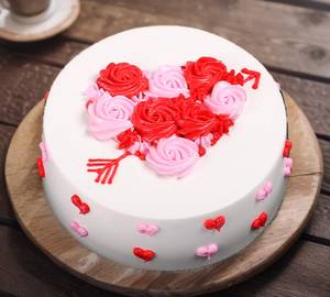Love Fish Rose Butterscotch Fresh Cake