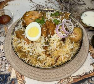 Classic Spicy Chicken Dum Biryani ( 1000 Ml)