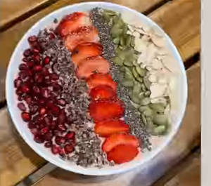 Strawberry Smoothie Bowl