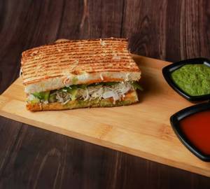 Veg chilli cheese toast