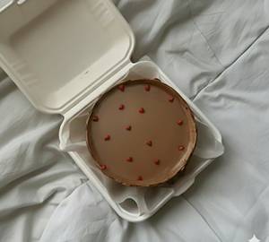 Chocolate Strawberry Bento Cake