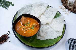 Neer Dosa + Chicken Curry Combo