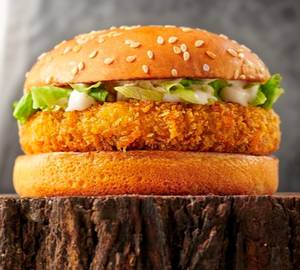 Crunchy paneer patty burger