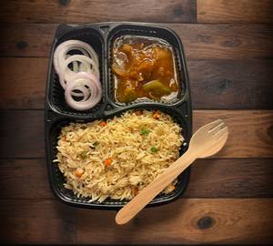 Veg Fried Rice + Chilli Paneer (3Pcs)
