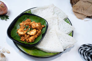 Neer Dosa + Prawns Sukka Combo
